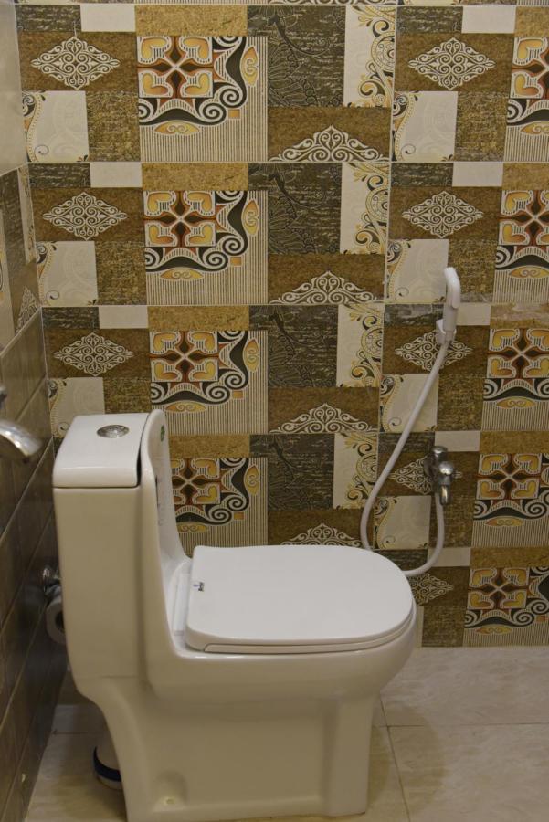 Hotel White Season Gulberg Lahore Luaran gambar