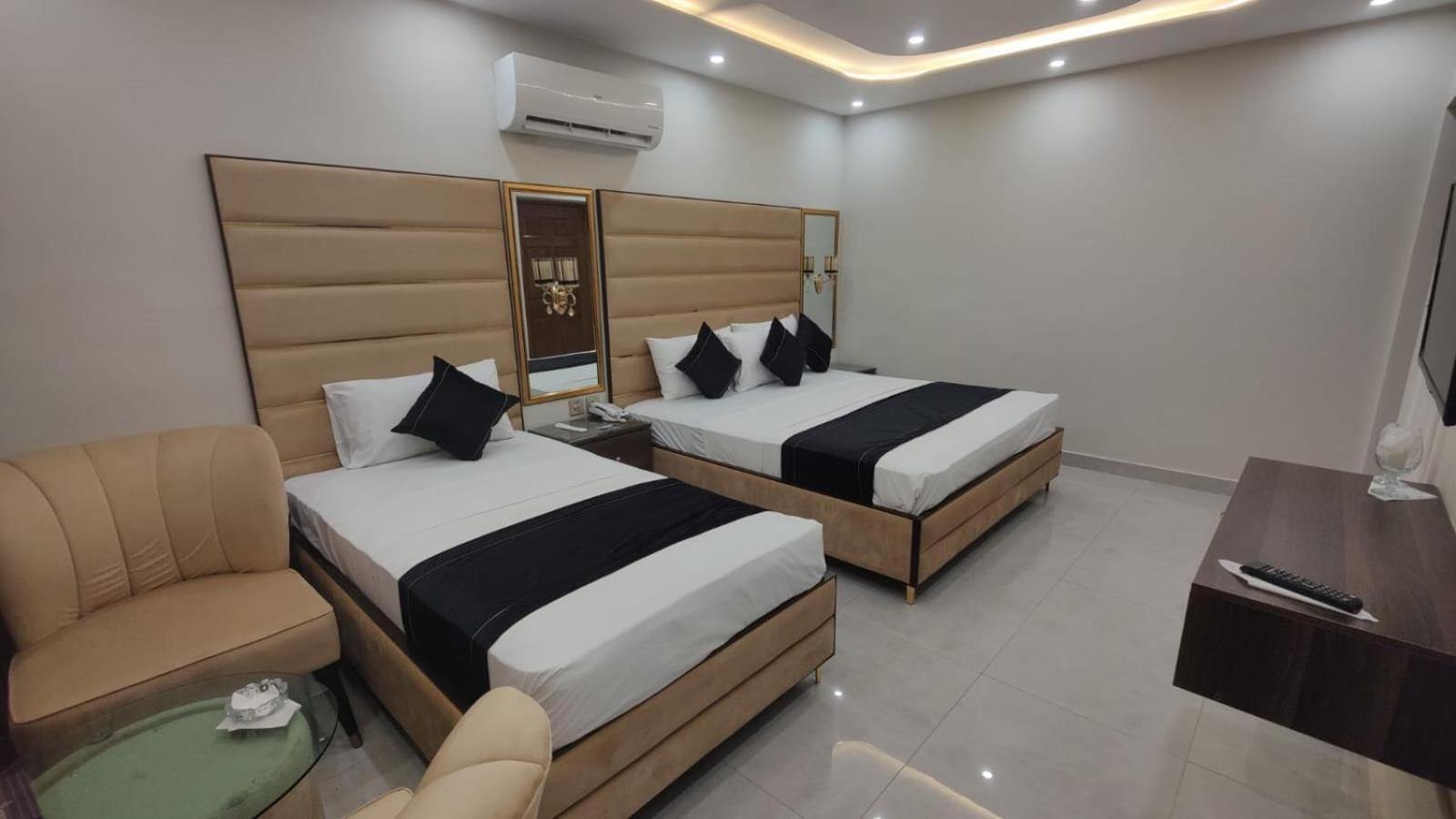 Hotel White Season Gulberg Lahore Luaran gambar