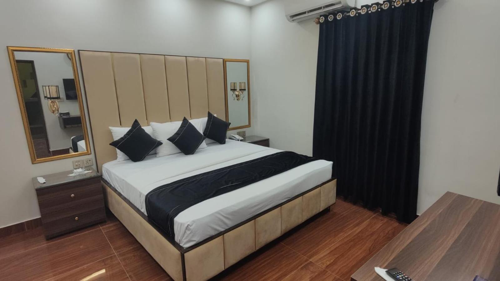 Hotel White Season Gulberg Lahore Luaran gambar